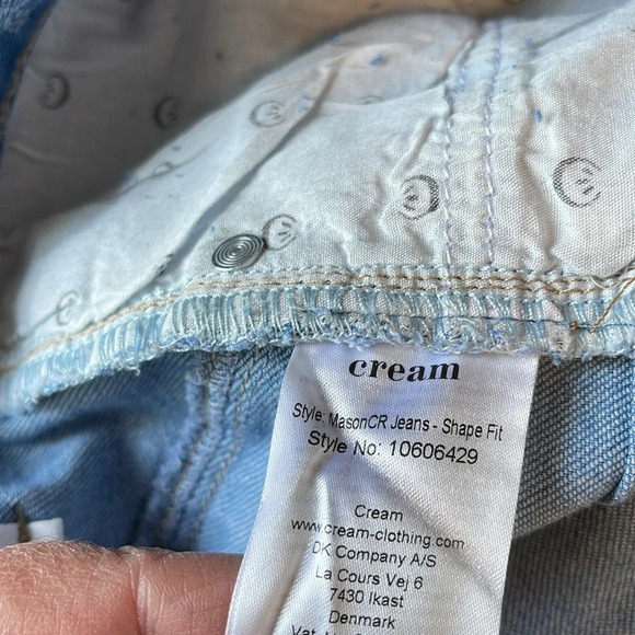 CREAM Mason Butterfly Cropped Shape Fit Jeans Blue Light Wash Mid Rise Fray 30 - Picture 9 of 13